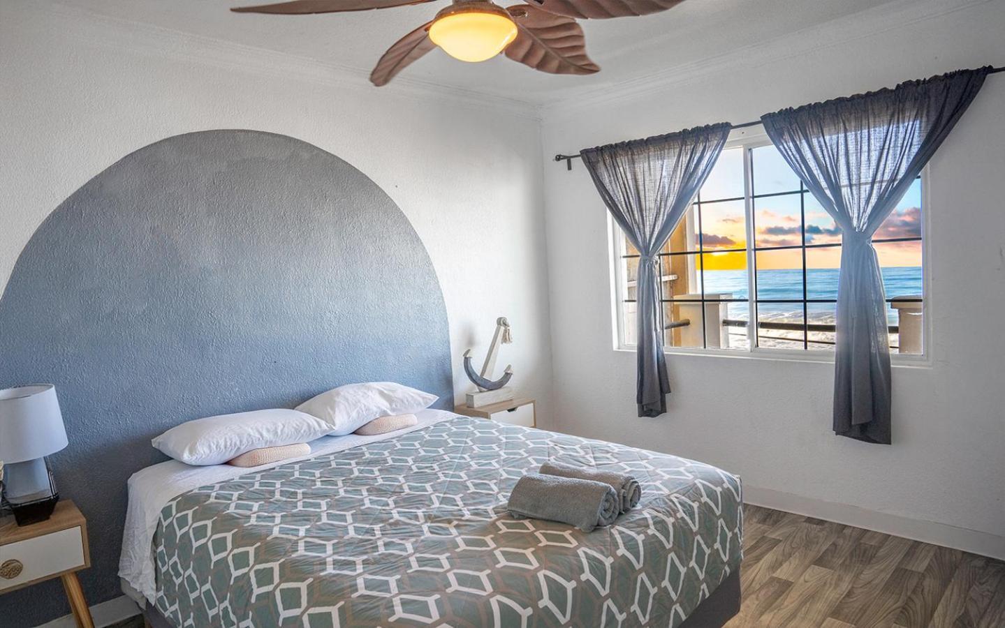 Beachfront Two Bedroom With 3 Beds Tijuana Ngoại thất bức ảnh